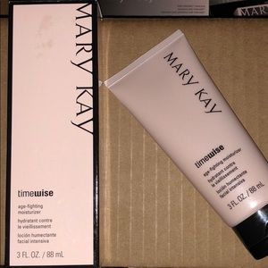 MaryKay TimeWise Age-Fighting Moisturizer